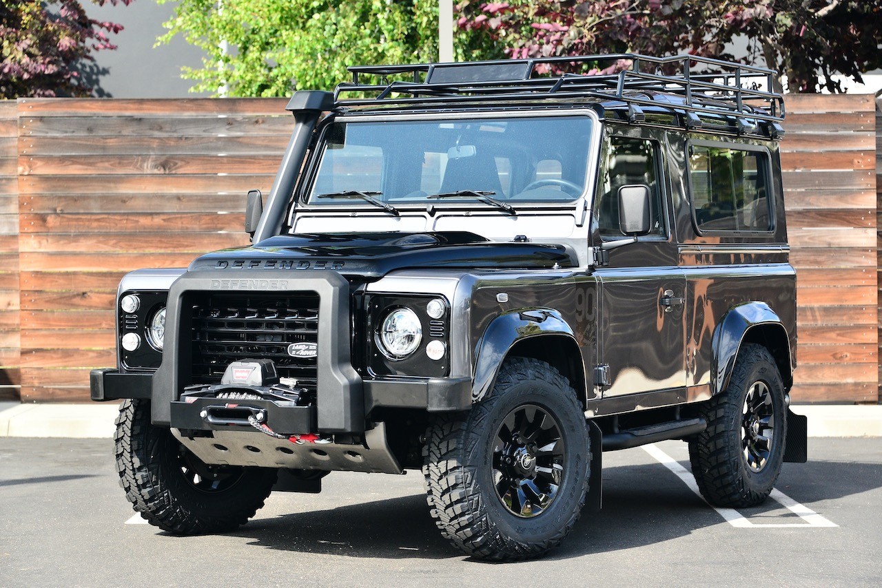 1993 Land Rover Defender Adventure Edition - Tribute Build