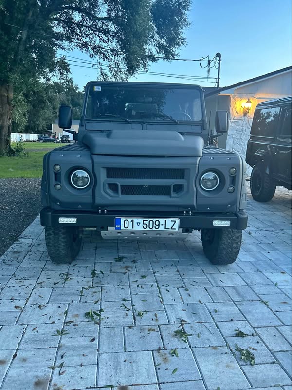 1999 Land Rover Defender 110