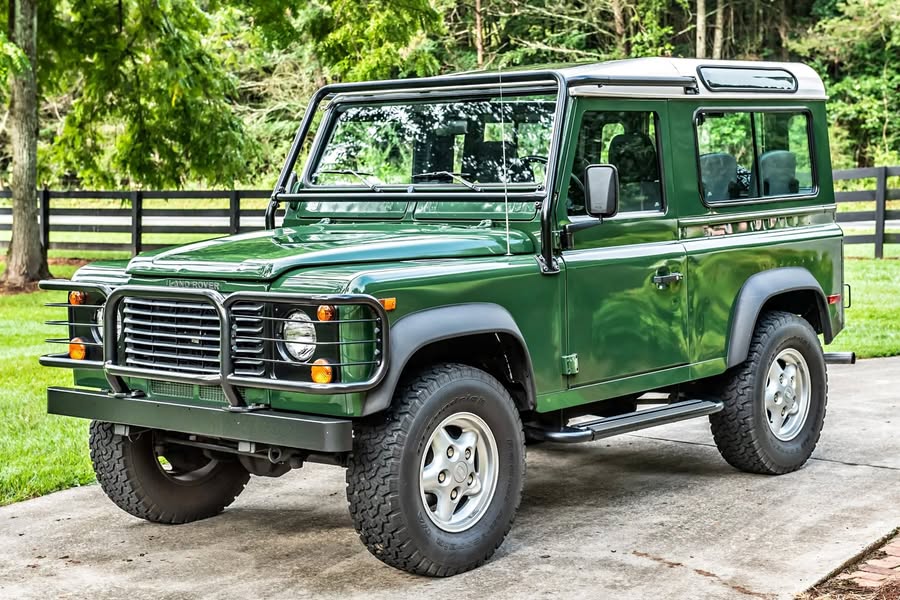1997 Land Rover Defender 90 NAS
