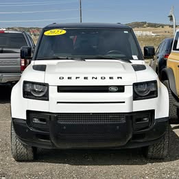 2023 Land Rover Defender 130 - X-Dynamic SE Sport Utility 4D