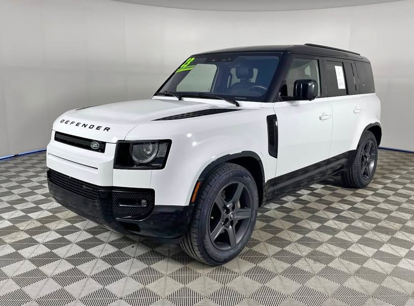 2023 Land Rover Defender 110 - X-Dynamic SE Sport Utility 4D