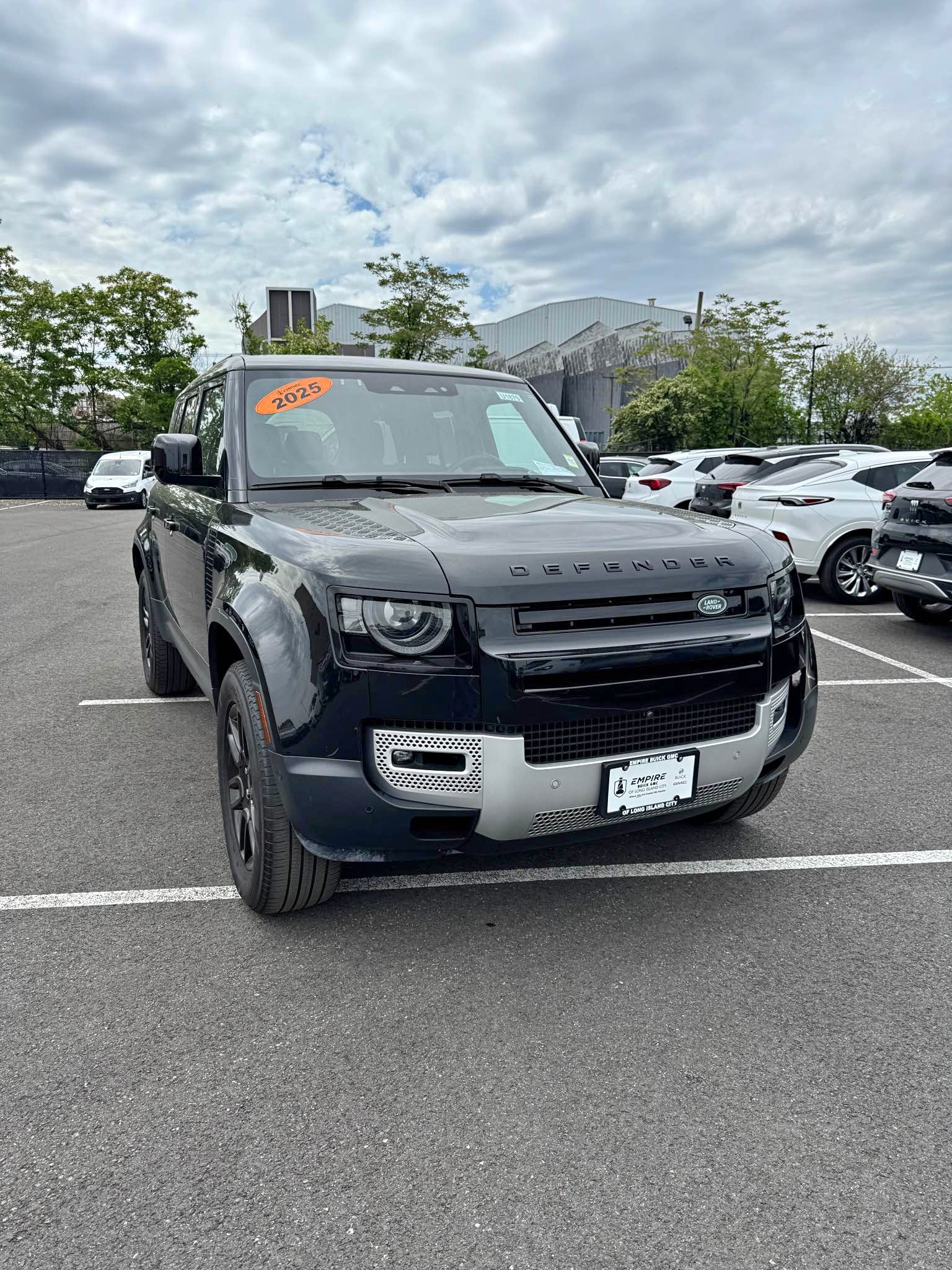 2025 Land Rover Defender 110 P300 S
