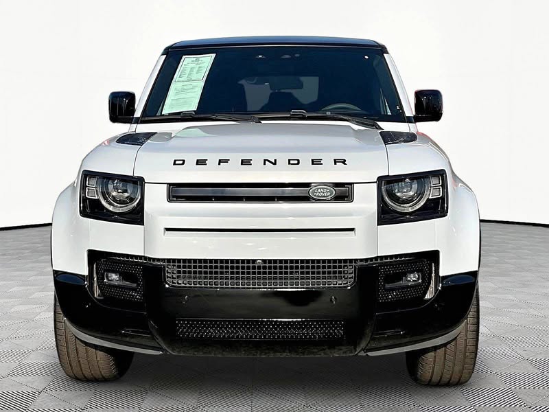 2023 Land Rover Defender 110 - V8 Sport Utility 4D