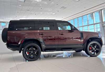 2023 Land Rover Defender 130 - X Sport Utility 4D