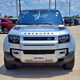2024 Land Rover Defender 110 P400 S