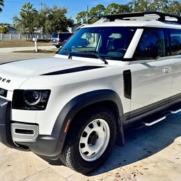 2023 Land Rover Defender 110 S
