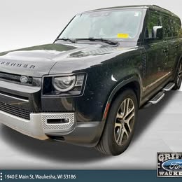 2023 Land Rover Defender 130 SE \ud83e\udd18 35441 Miles
