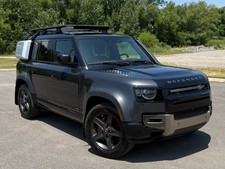 2023 Land Rover Defender 110 110 X w/ HEATED & COOLED FRONT AND REAR SEATS,