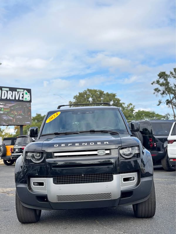 2024 Land Rover Defender 130 - S Sport Utility 4D