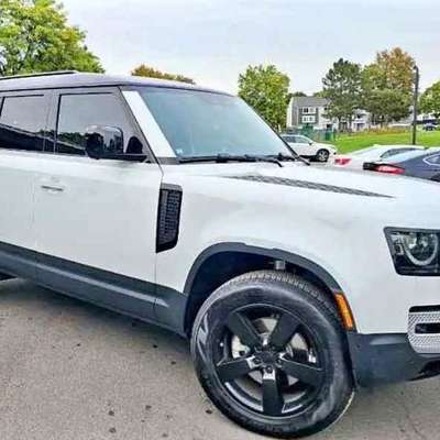 2024 Land Rover Defender 110 - Sport Utility 4D