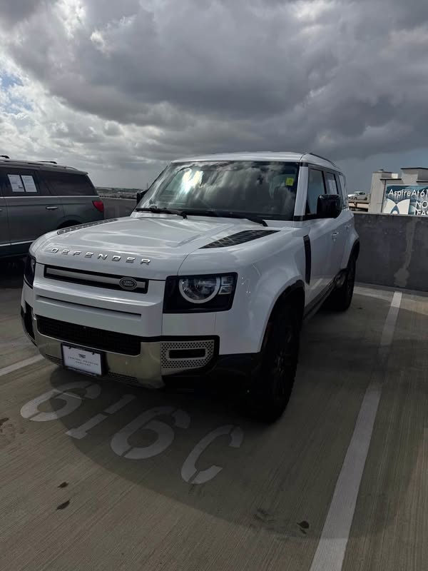 2023 Land Rover Defender 110 - Standard Sport Utility 4D