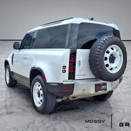 2022 Land Rover Defender Standard
