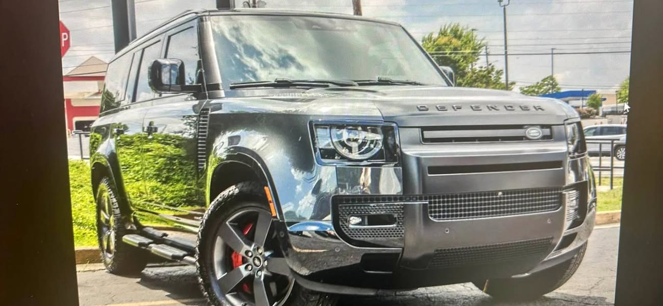 2023 Land Rover Defender 130 - X Sport Utility 4D