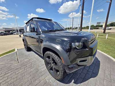 2022 Land Rover Defender 110 - X-Dynamic SE Sport Utility 4D