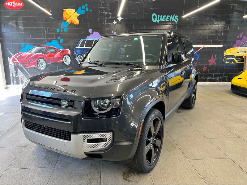 2023 Land Rover Defender 130 - SE Sport Utility 4D