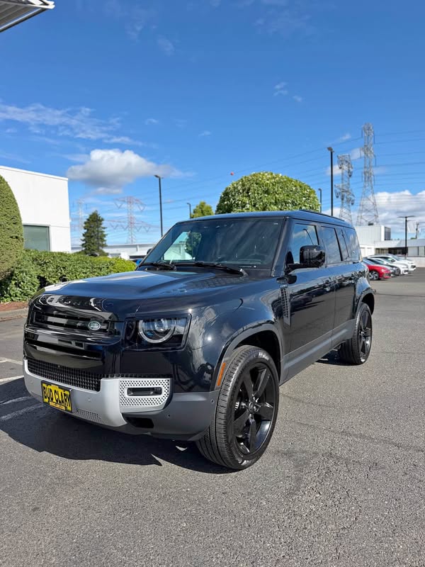 2024 Land Rover Defender 110 - S Sport Utility 4D