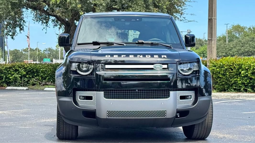 2024 Land Rover Defender 130 S Sport Utility 4D