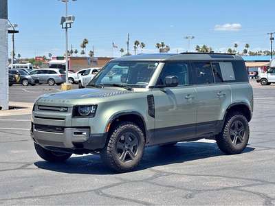 2022 Land Rover Defender 110 - X-Dynamic HSE Sport Utility 4D