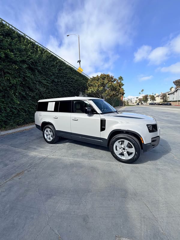 2025 Land Rover Defender 130 - S Sport Utility 4D