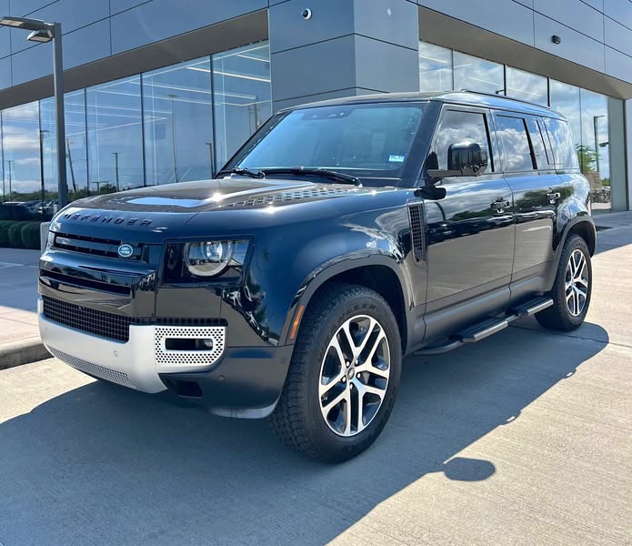 2025 Land Rover Defender 110 - S Sport Utility 4D