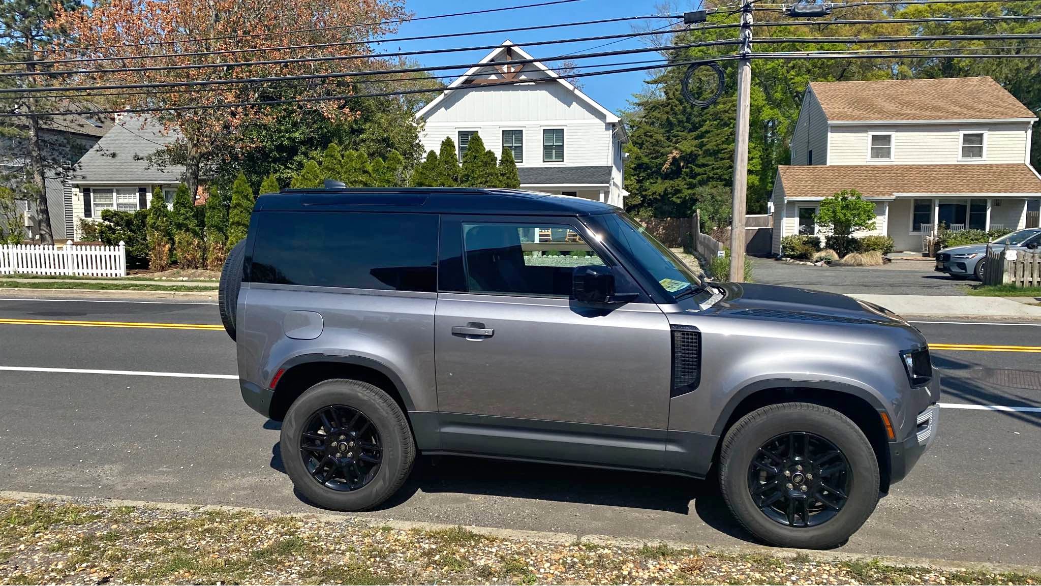 2023 Land Rover Defender 90 - S Sport Utility 2D