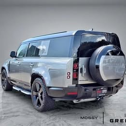 2024 Land Rover Defender X-Dynamic SE