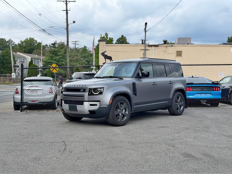 2022 Land Rover Defender 110 SE Sport Utility 4D