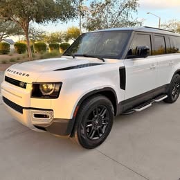 2023 Land Rover Defender 130 P400