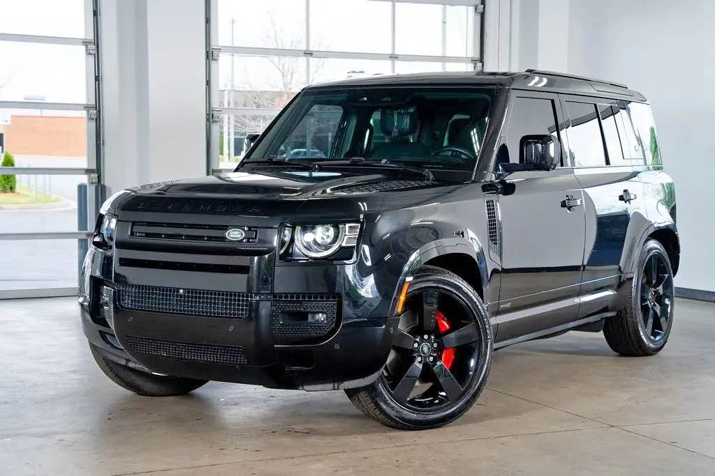 2023 Land Rover Defender 110 - X Sport Utility 4D
