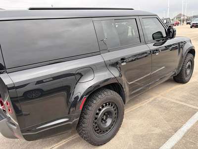 2024 Land Rover Defender 130 - Outbound Sport Utility 4D