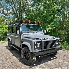 1993 Land Rover 110 DEFENDER - Black