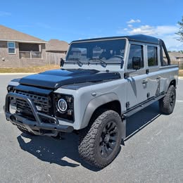 1993 Land Rover Defender 127 Pickup (LHD)