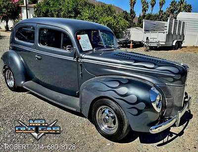 1940 Ford Deluxe Deluxe Tudor Sedan with 350 engine.