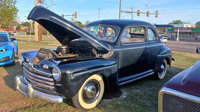 1946 Ford Super Deluxe Coupe  - Coupe