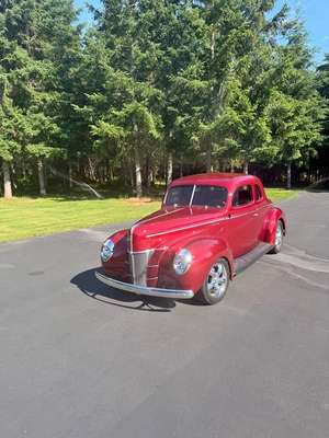 1940 Ford coupe - Deluxe
