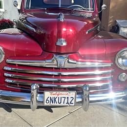 1948 Ford Super Deluxe