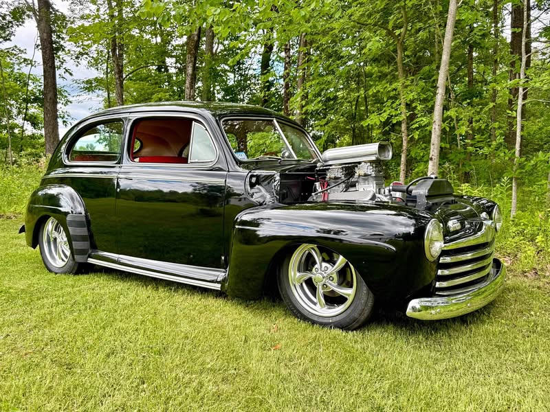 1946 Ford Ford Tudor deluxe - Hot rod