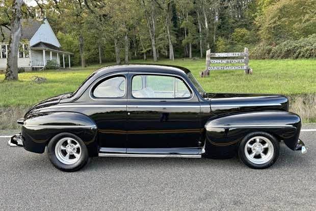 1946 Ford super deluxe - All