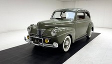 1941 Ford Super Deluxe Tudor Sedan