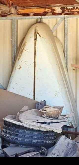 1940 Ford Deluxe hood