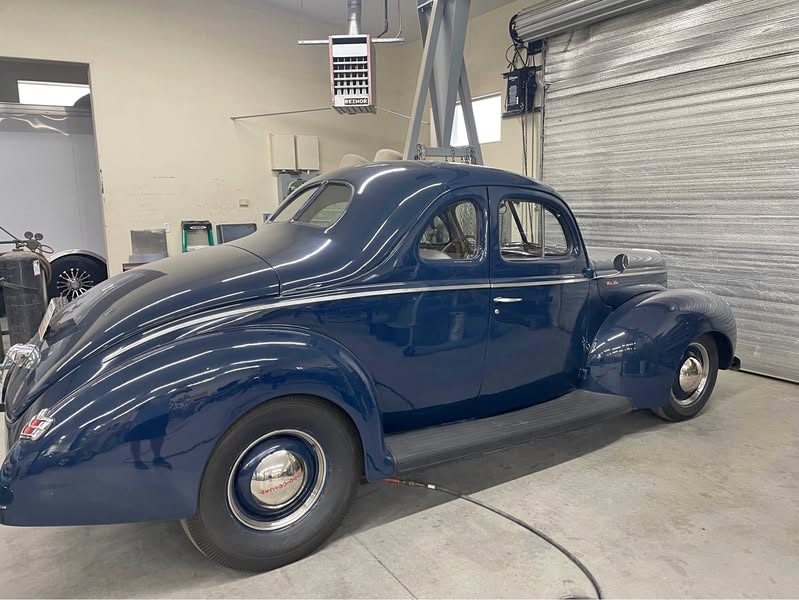 1940 Ford Coupe - Deluxe