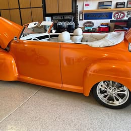 1947 Ford Deluxe