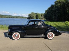 1940 Ford Deluxe Coupe