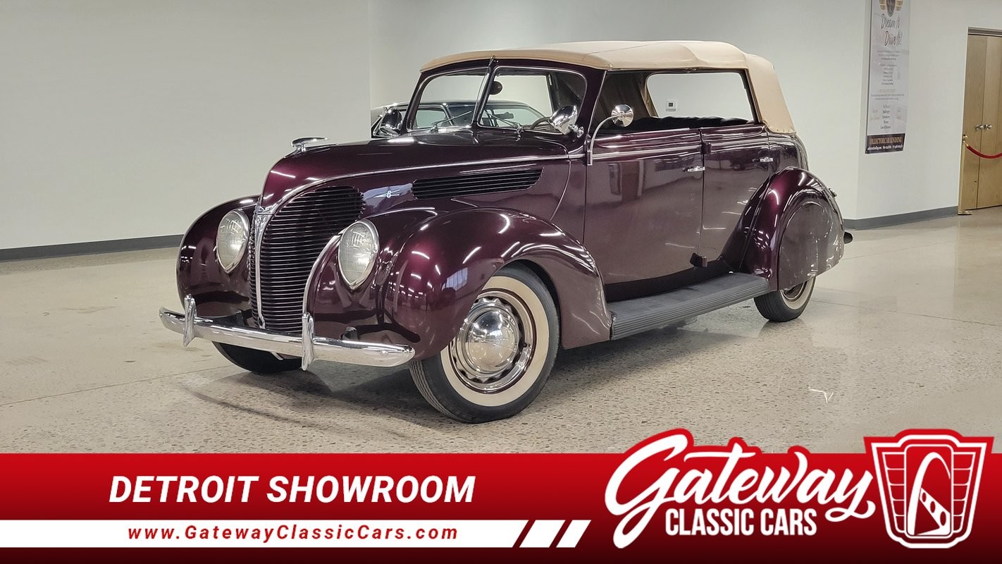 1938 Ford Deluxe Convertible