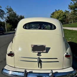1946 Ford deluxe