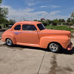 1947 Ford deluxe sports coupe !!!