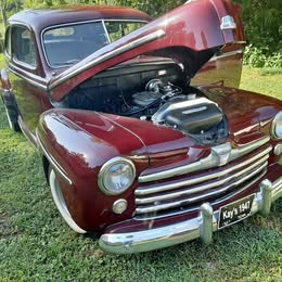 1947 Ford super deluxe