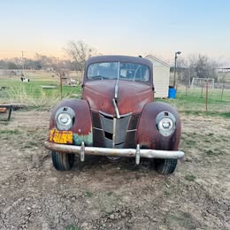 1940 Ford Deluxe Coupe 2 Door