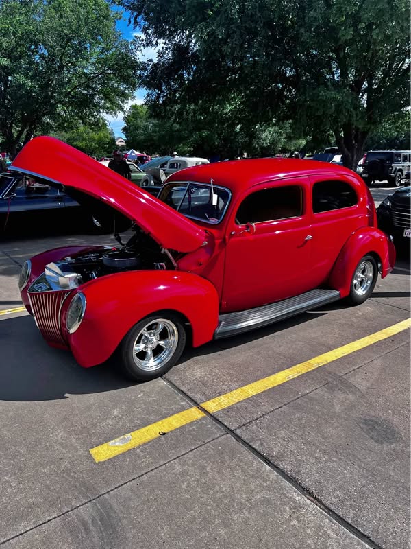 1939 Ford Deluxe