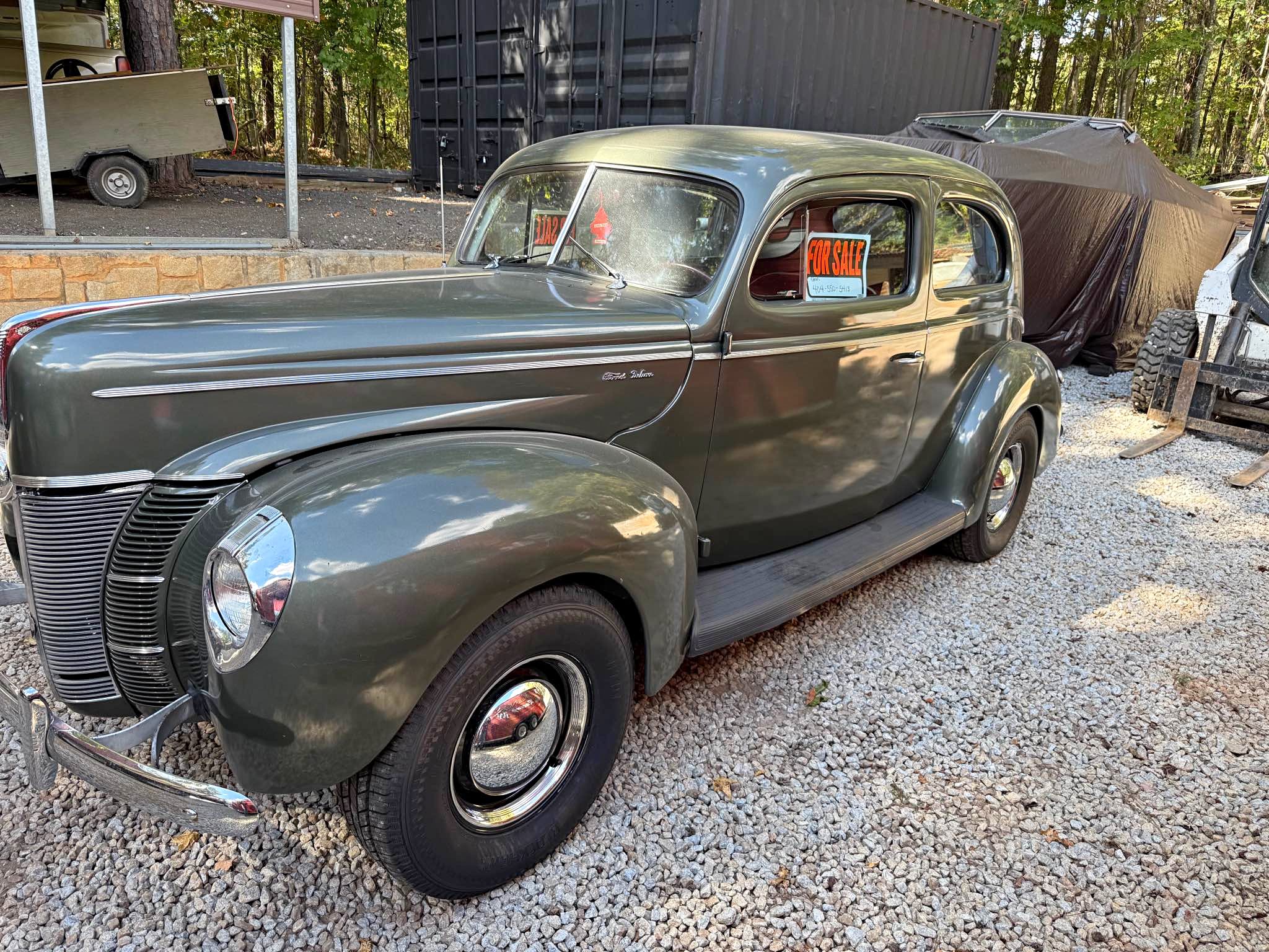 1940 Ford deluxe